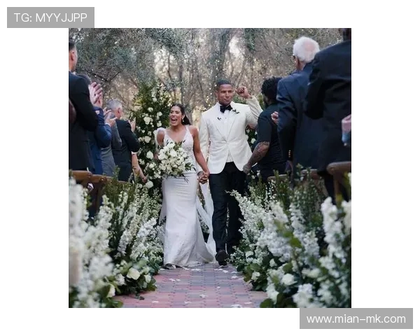 洛杉矶火花迎回凯尔西·普拉姆,胜场数显著提升 洛杉矶火花迎回凯尔西·普拉姆,胜场数显著提升